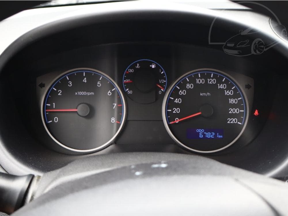 2012 Hyundai i20 - 9