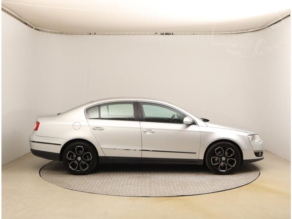 2007 Volkswagen PASSAT - 6