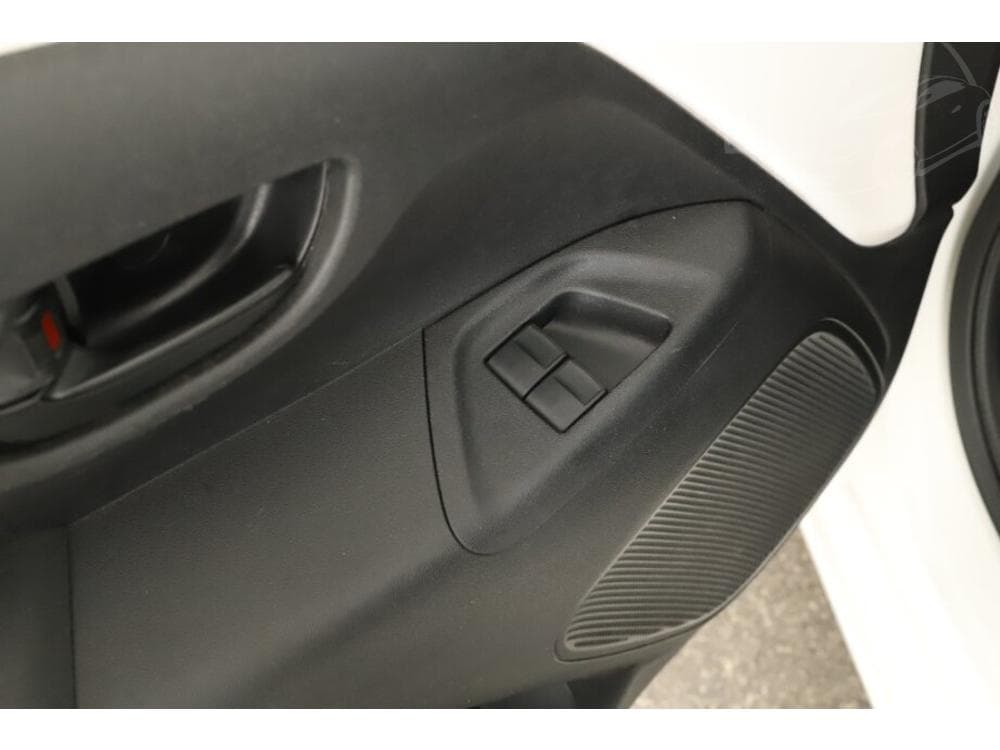 2021 Toyota AYGO - 12