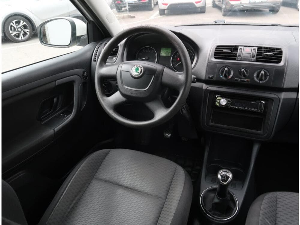 2011 Škoda FABIA - 7