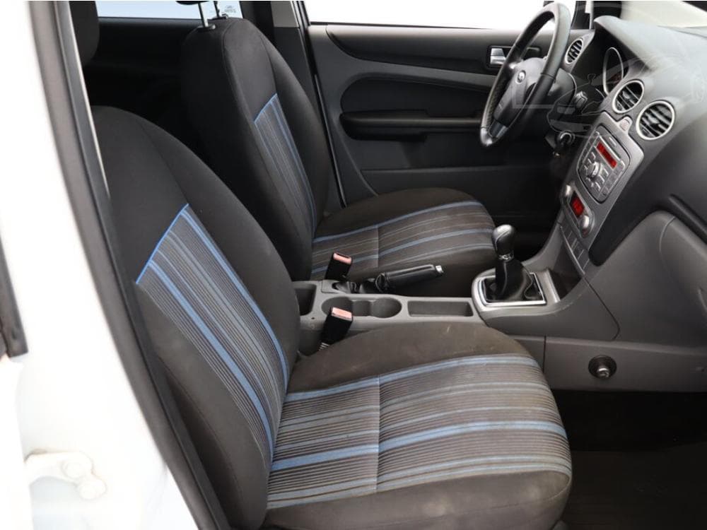 2008 Ford FOCUS - 7