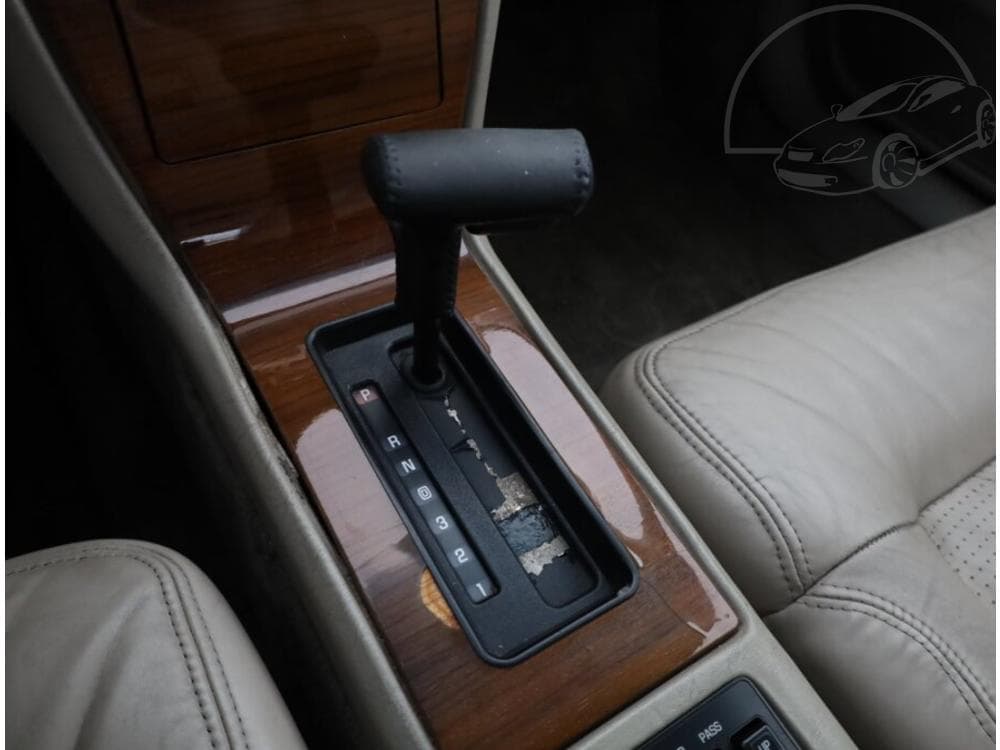 1993 Cadillac SEVILLE - 10