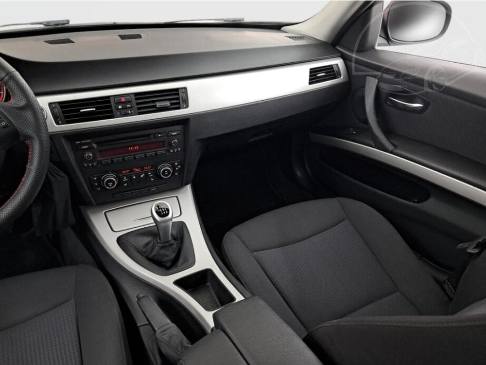 2010 BMW 3-SERIES - 8