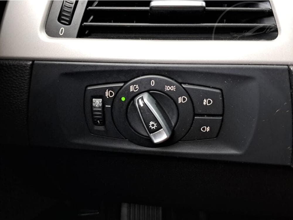 2010 BMW 3-SERIES - 15