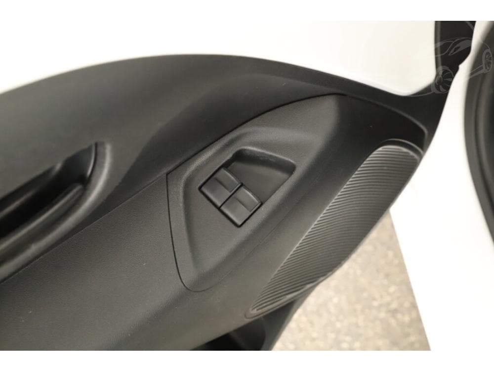2021 Toyota AYGO - 12