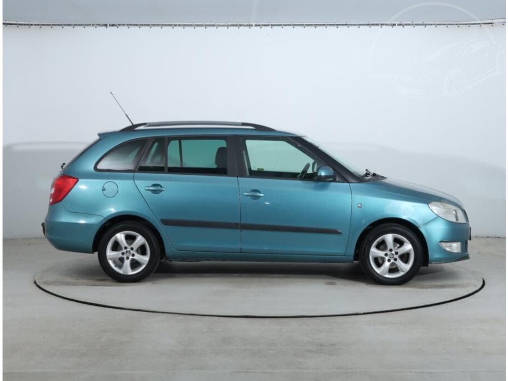 2010 Škoda FABIA - 6