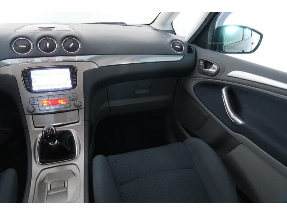 2009 Ford S-MAX - 8
