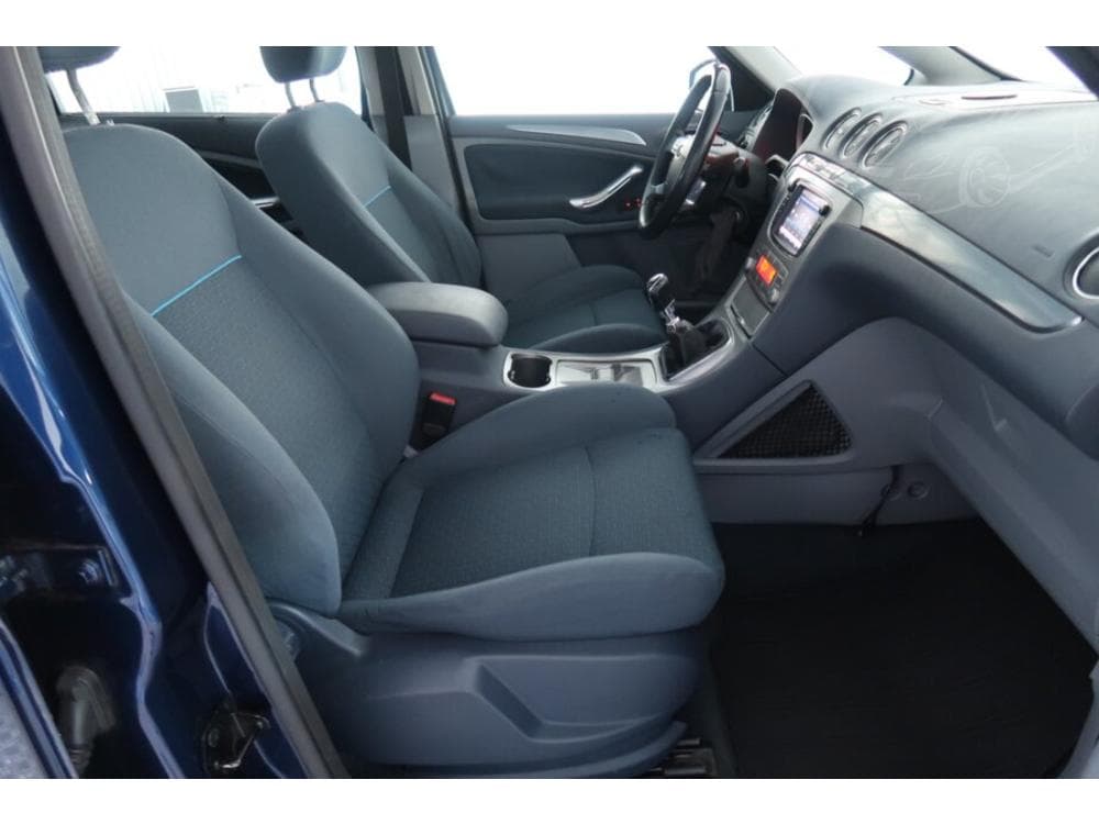 2009 Ford S-MAX - 9