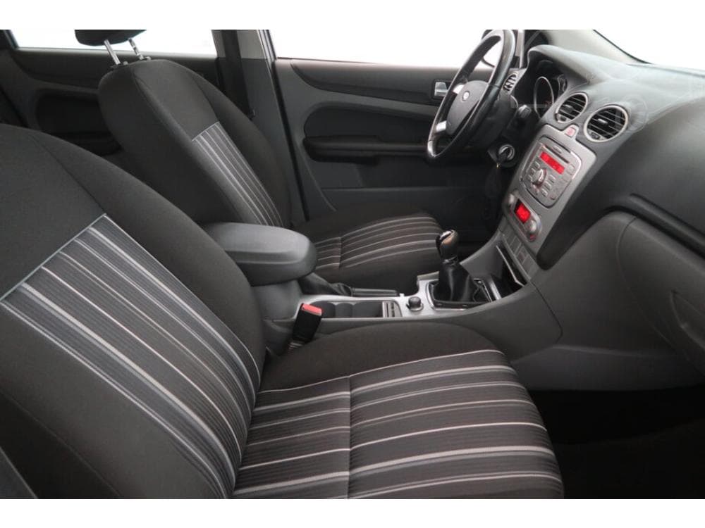 2008 Ford FOCUS - 9