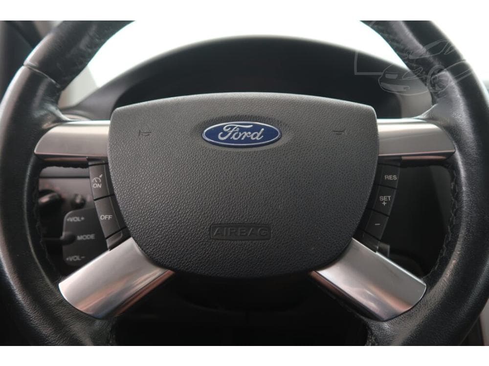 2008 Ford FOCUS - 14