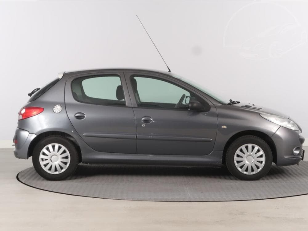 2010 Peugeot 206 - 6