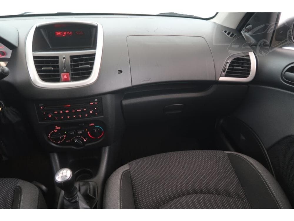 2010 Peugeot 206 - 8