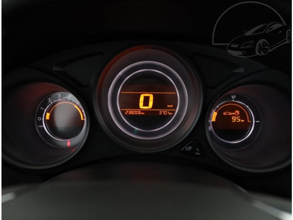 2013 Citroen C4 - 9