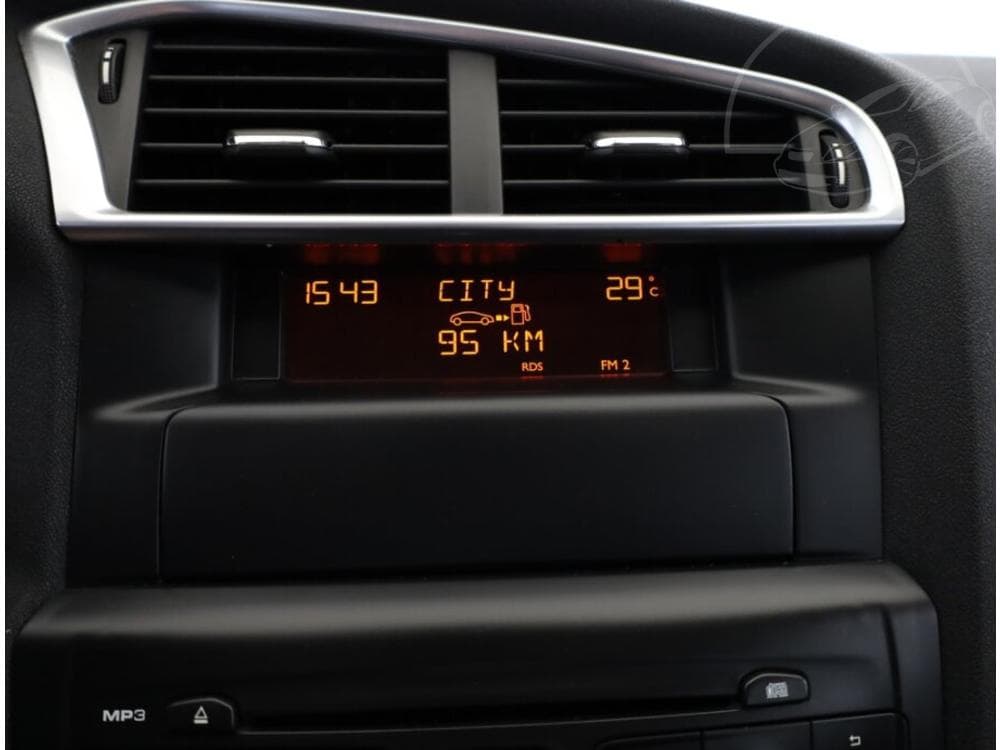 2013 Citroen C4 - 13