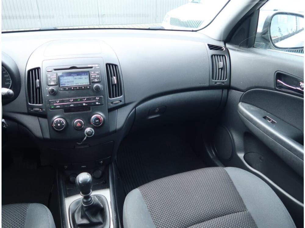 2010 Hyundai i30 - 8