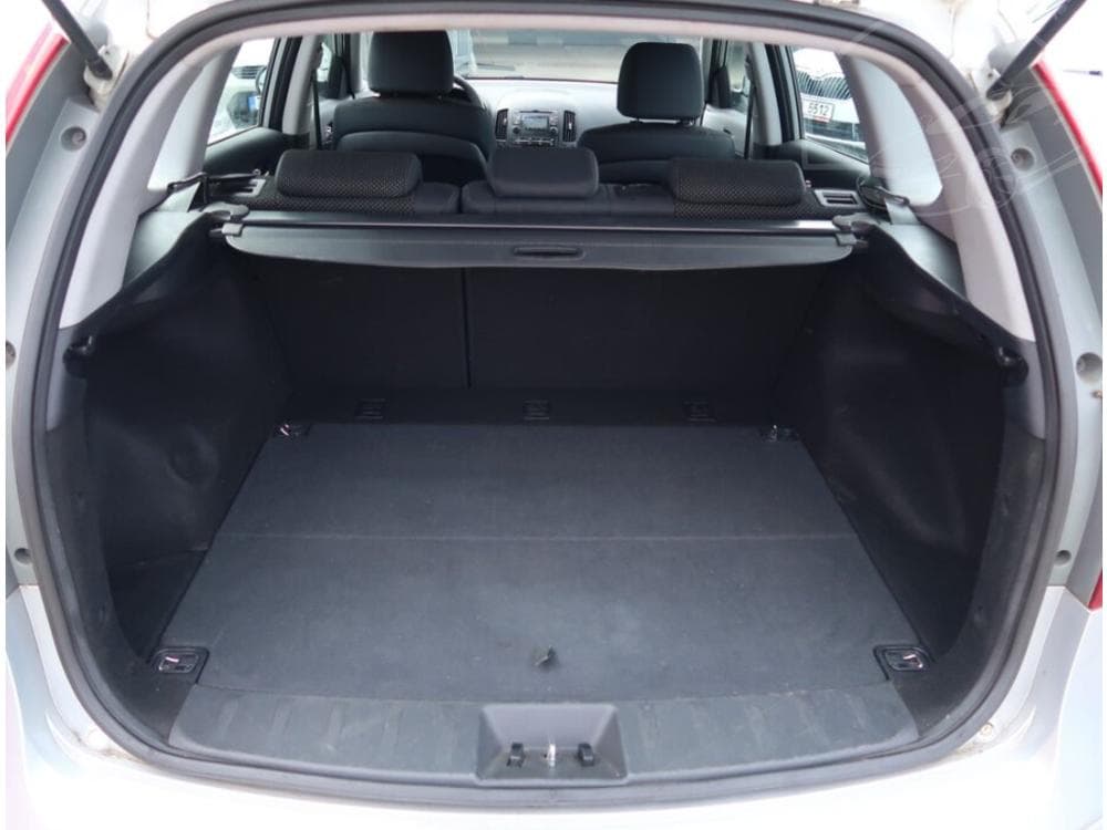 2010 Hyundai i30 - 13