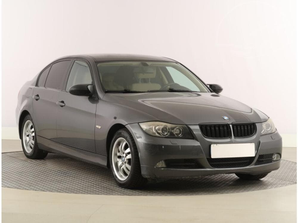 2005 BMW 3-SERIES
