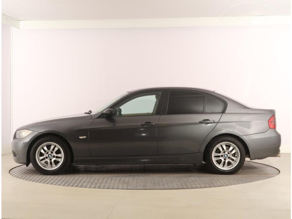2005 BMW 3-SERIES - 3