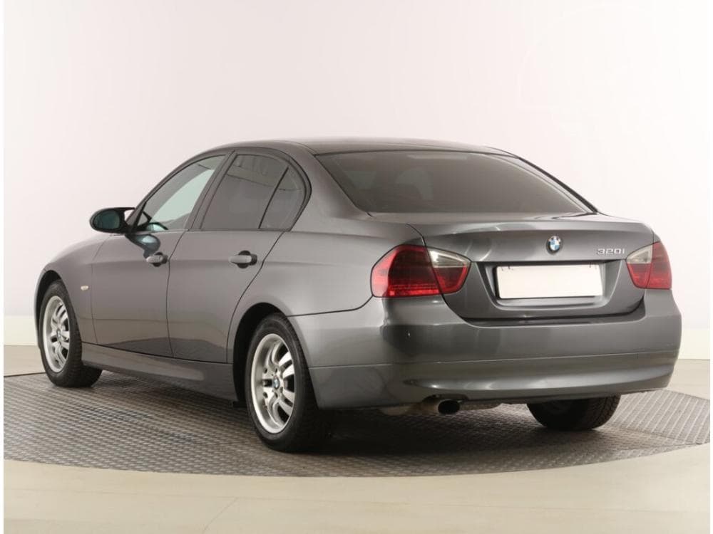 2005 BMW 3-SERIES - 4