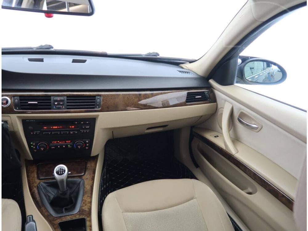 2005 BMW 3-SERIES - 8
