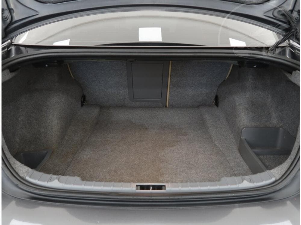 2005 BMW 3-SERIES - 12