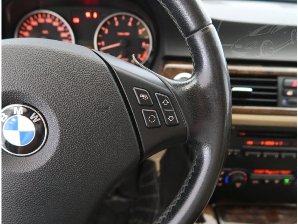 2005 BMW 3-SERIES - 15