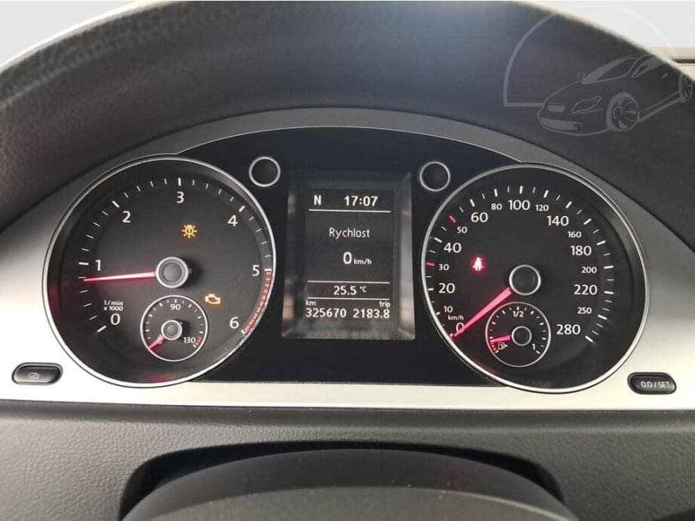 2008 Volkswagen PASSAT - 11