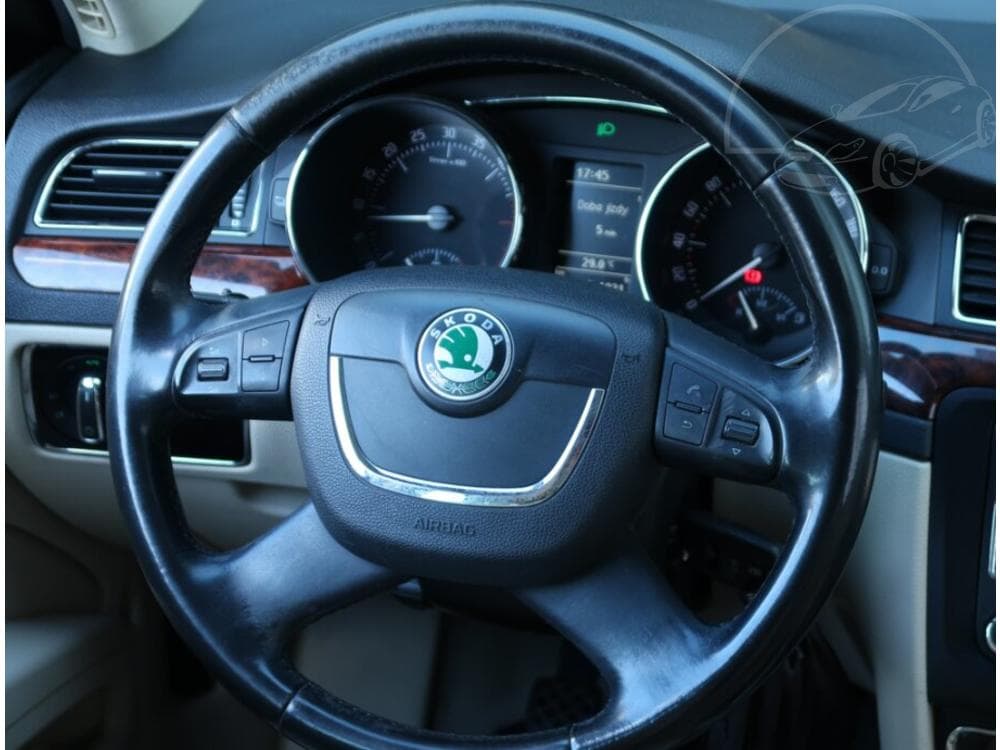 2009 Škoda SUPERB - 13