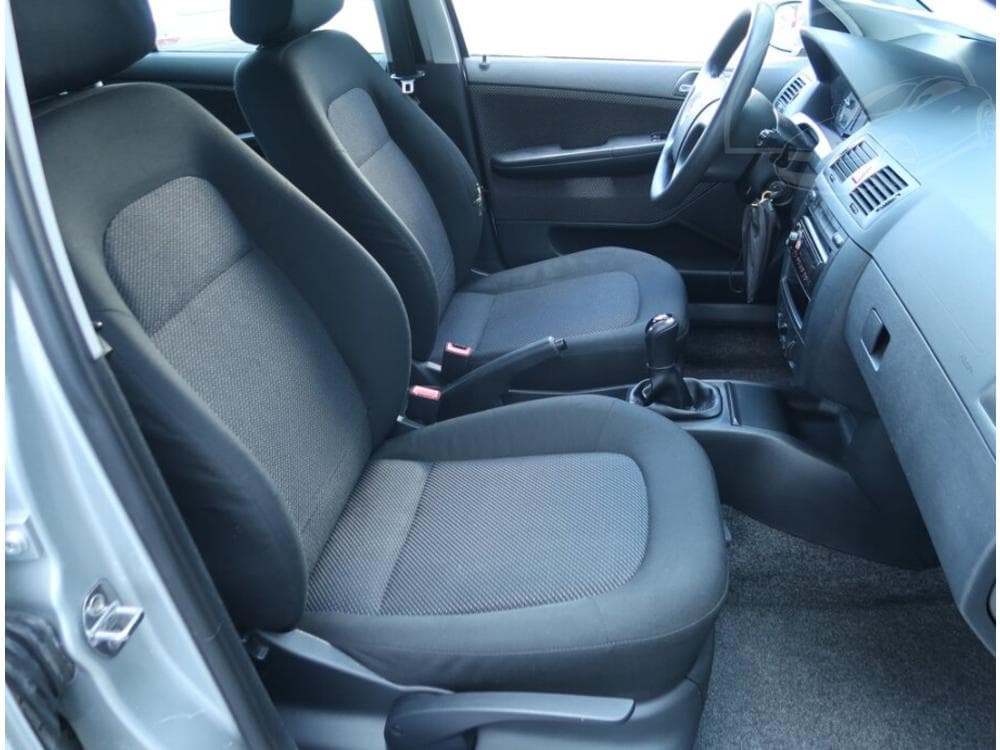 2006 Škoda FABIA - 9