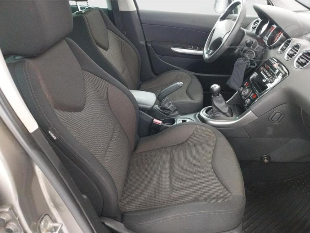 2013 Peugeot 308 - 9