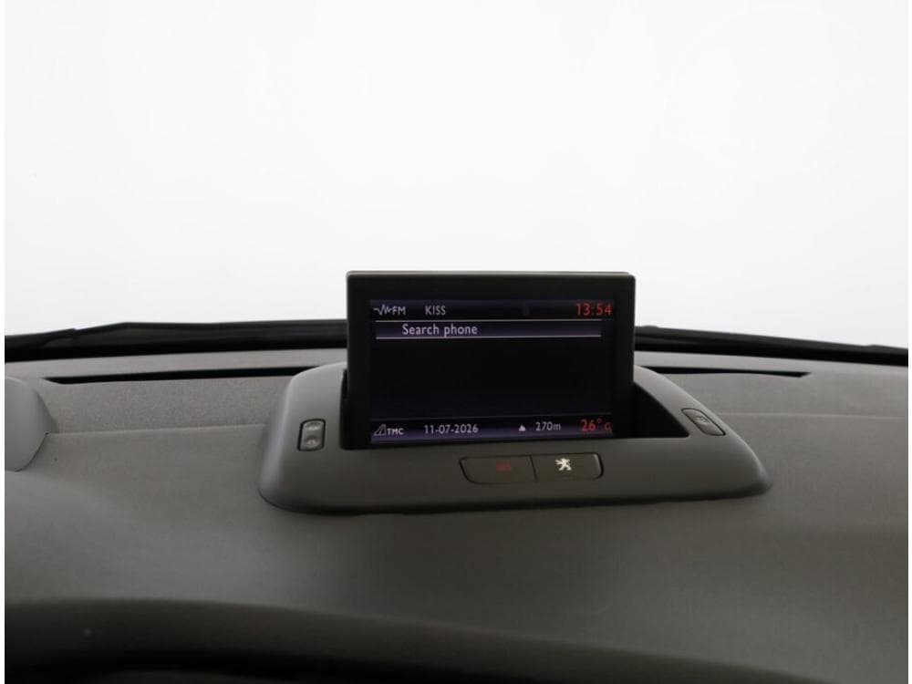 2011 Peugeot 5008 - 11