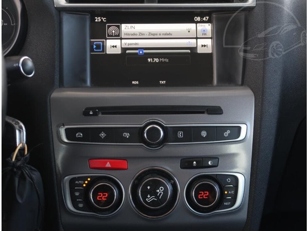 2016 Citroen C4 - 12