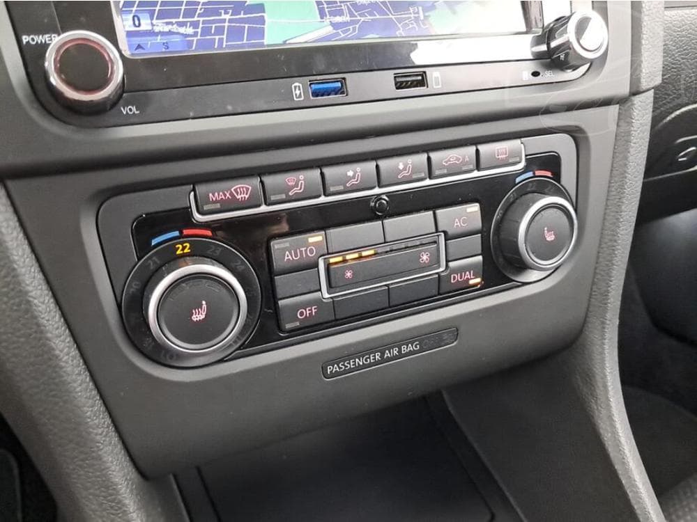 2010 Volkswagen GOLF - 14