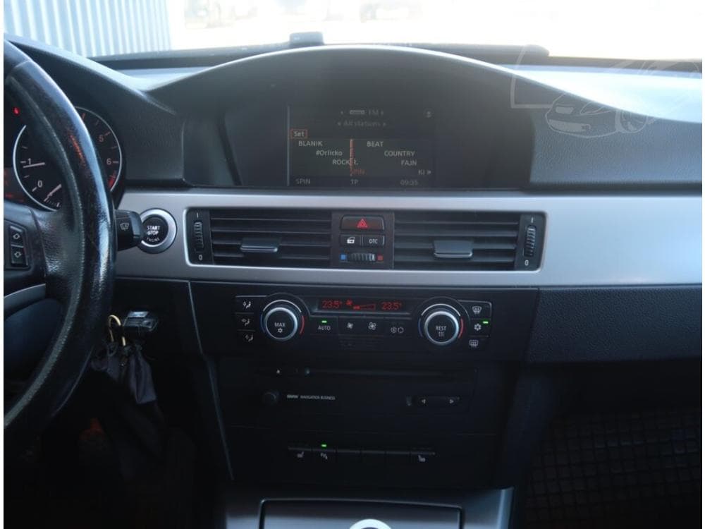 2006 BMW 3-SERIES - 12