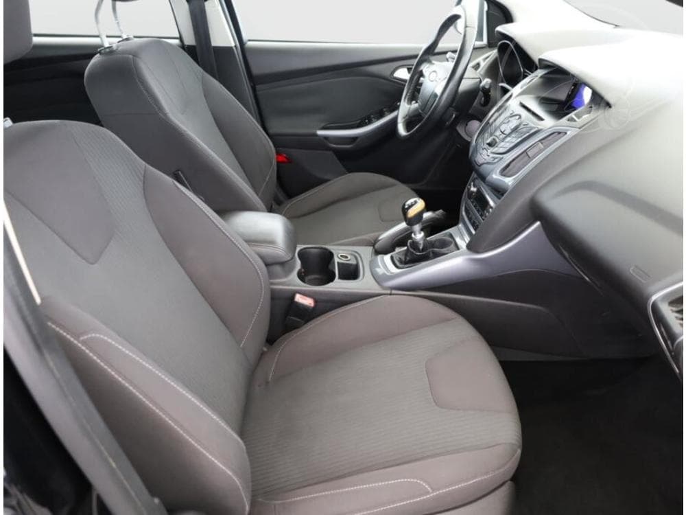 2011 Ford FOCUS - 7