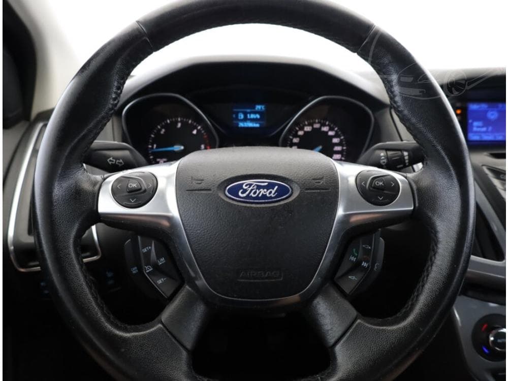 2011 Ford FOCUS - 8