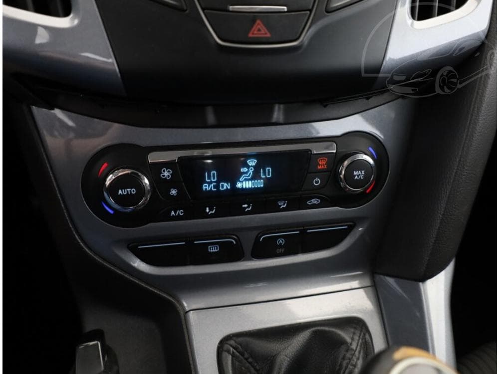 2011 Ford FOCUS - 10