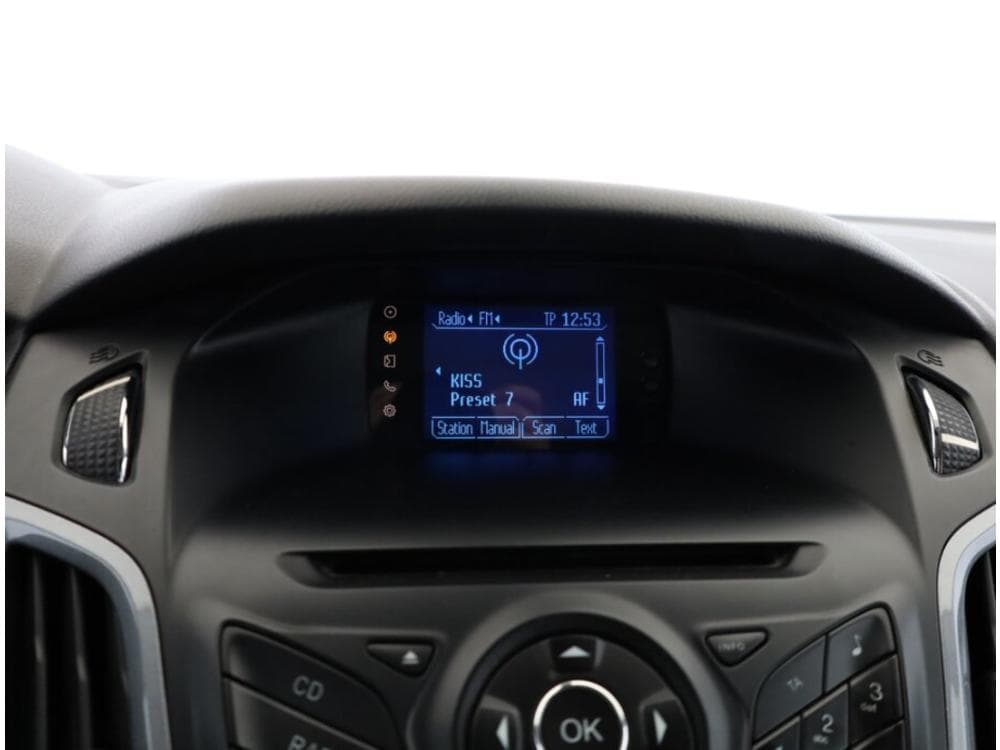 2011 Ford FOCUS - 12