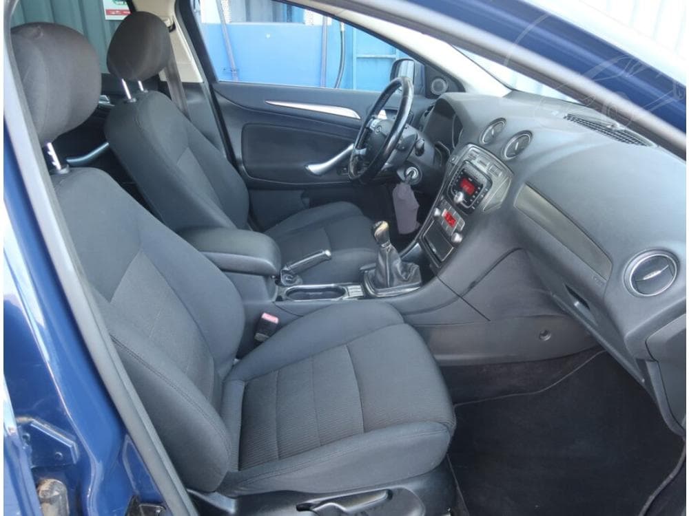 2009 Ford MONDEO - 9