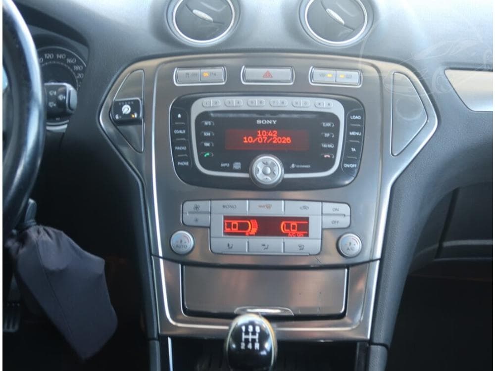 2009 Ford MONDEO - 12