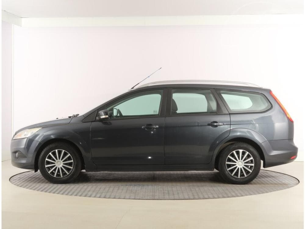 2009 Ford FOCUS - 3