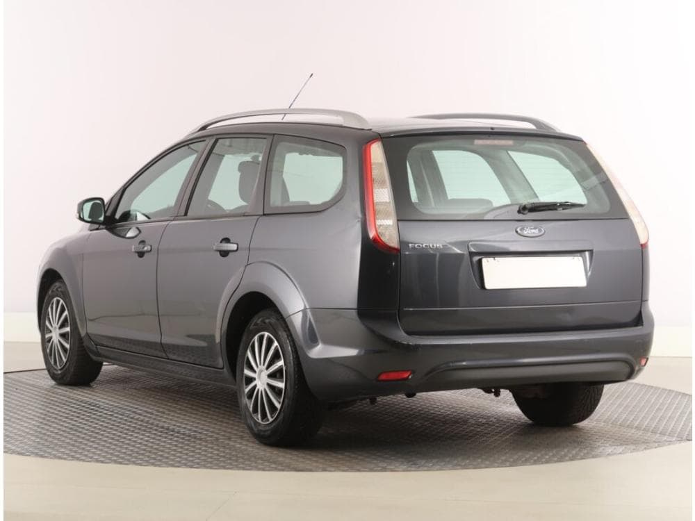 2009 Ford FOCUS - 4