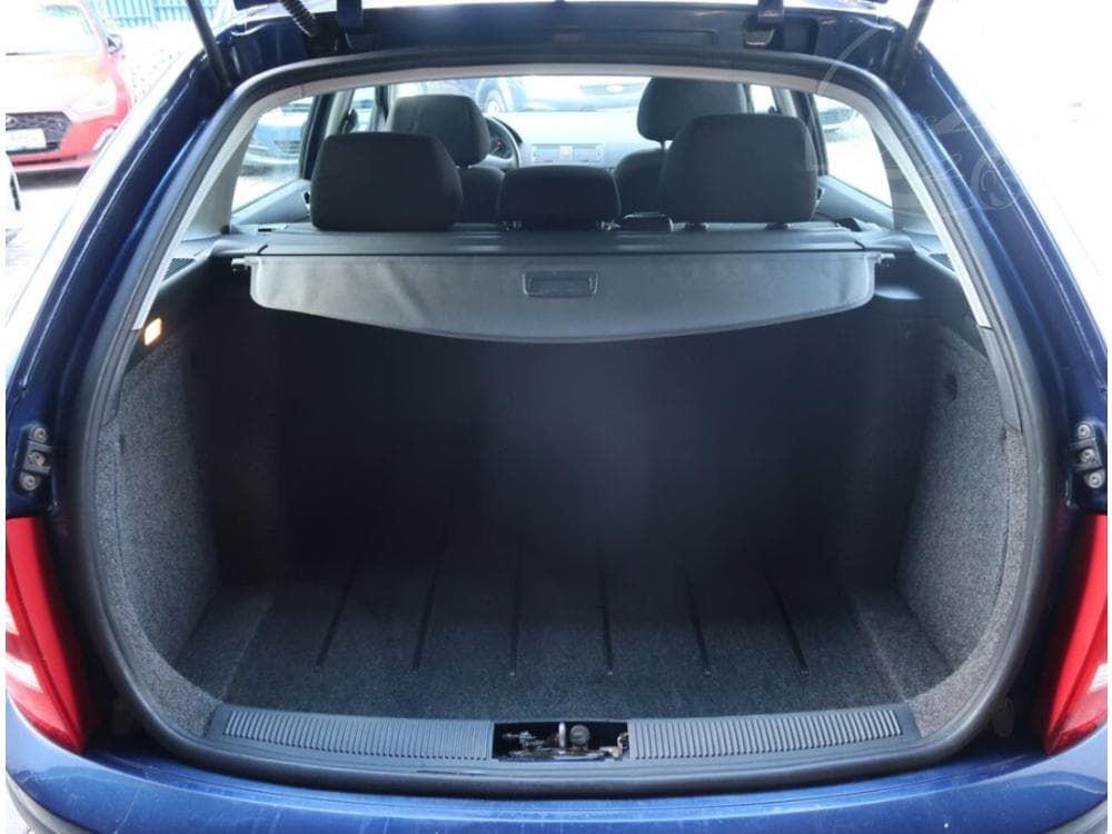2006 Škoda FABIA - 13