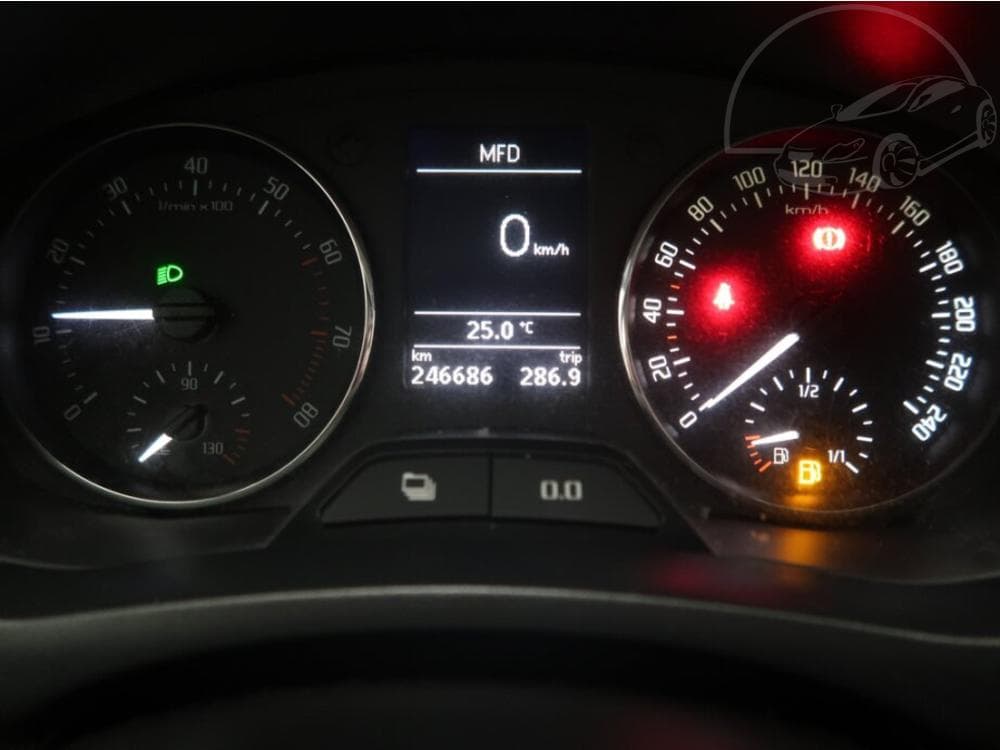 2010 Škoda ROOMSTER - 11