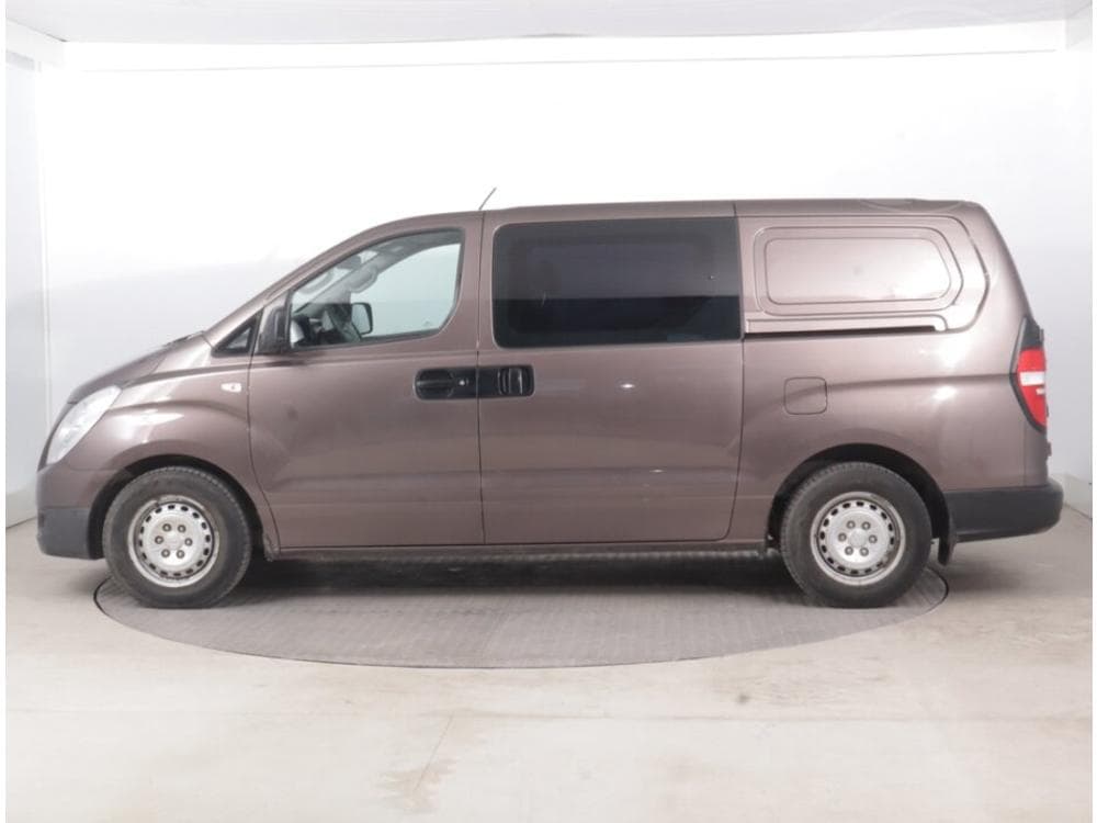 2015 Hyundai H-1 - 3