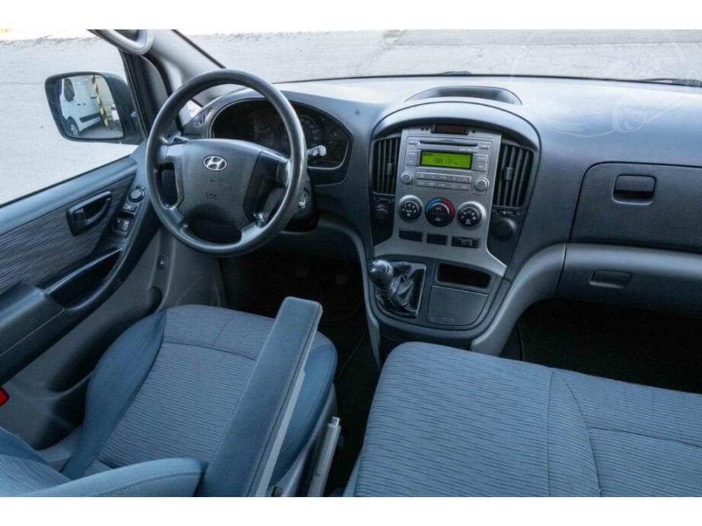 2015 Hyundai H-1 - 7