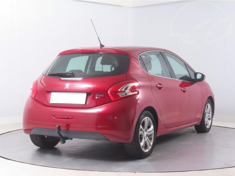 2012 Peugeot 208 - 5
