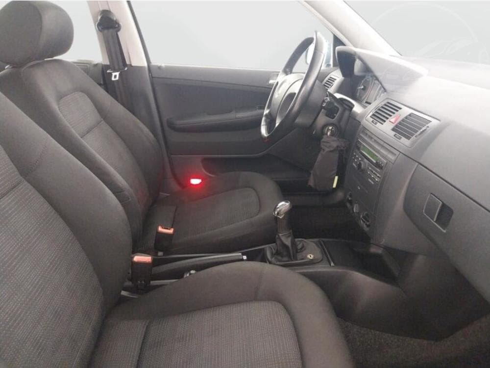 2004 Škoda FABIA - 9