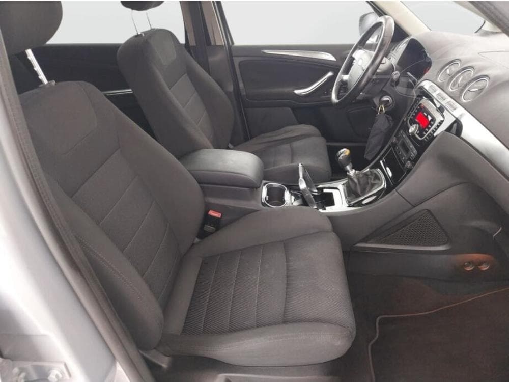 2012 Ford S-MAX - 9