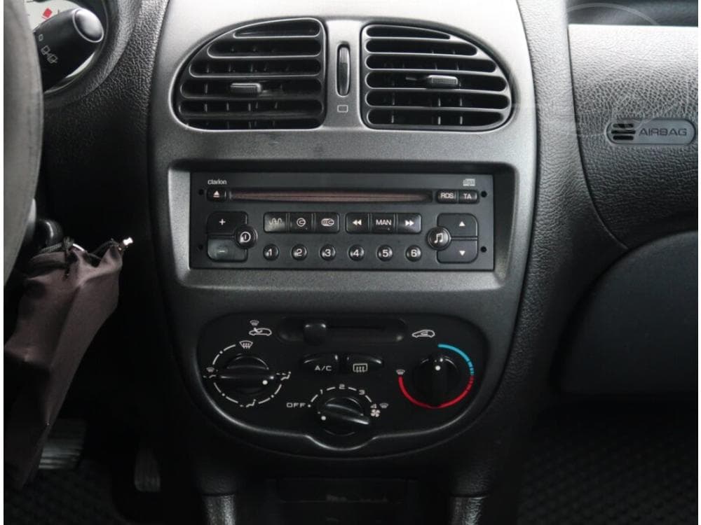 2006 Peugeot 206 - 12
